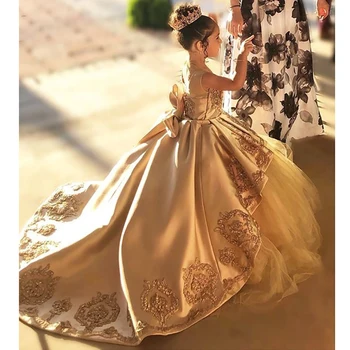 Crianças Comunhão Vestidos Golded Bola Vestido de Renda Applique Frisado Arco Cauda Longa Concurso Vestido de Cetim Tule Vestidos da Menina de Flor